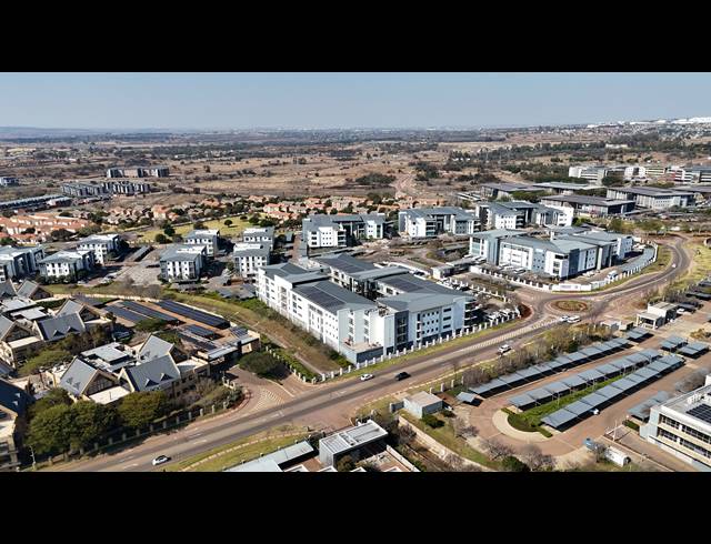 430M² OFFICE TO LET IN ECO PARK ESTATE